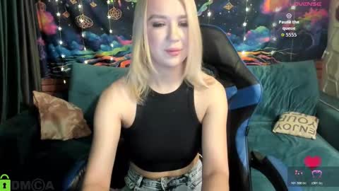 dances_queen online show from March 1, 8:16 am