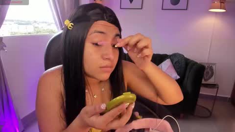 Dandara   online show from December 14, 7:07 pm