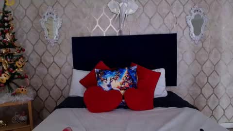 Dan  online show from December 4, 7:01 pm