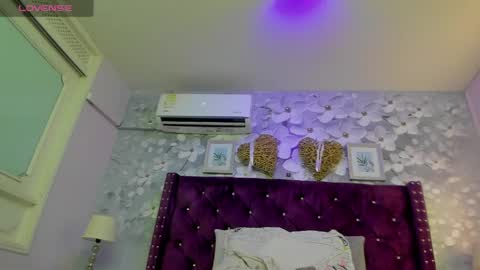 Daniela online show from April 7, 11:21 am