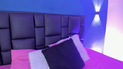 daneska online show from September 24, 7:50 pm