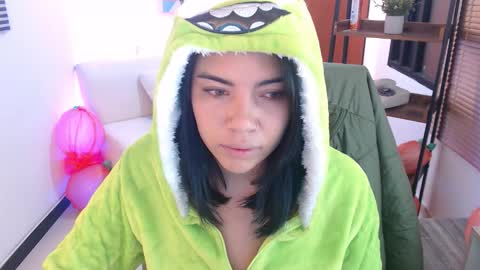 Veronica online show from November 15, 11:07 am