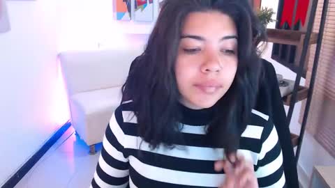 Snapshot of dangel_noir6 chatting on February 24, 12:03 pm Veronica online show from February 24, 12:03 pm