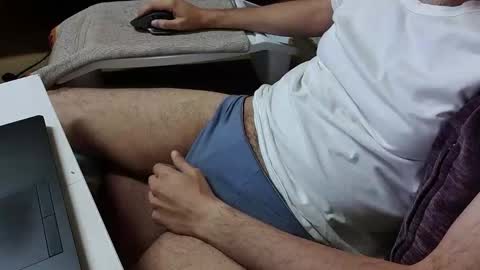 Snapshot of dani5o5 chatting on December 9, 4:37 pm Danial online show from December 9, 4:37 pm