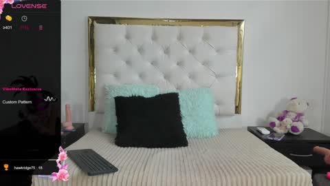 Snapshot of dani_ary chatting on January 10, 7:00 pm DANI online show from January 10, 7:00 pm