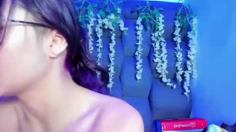 dani_dream online show from July 18, 2:21 pm
