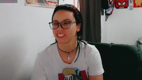 Snapshot of dani_jocelyn chatting on October 5, 7:12 pm dani y jocelyn online show from October 5, 7:12 pm