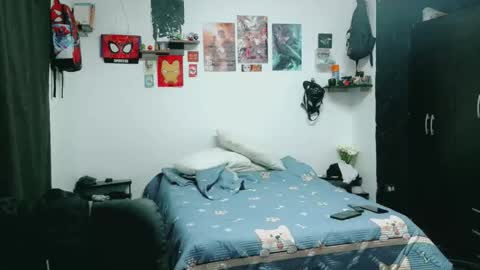 dani y jocelyn online show from March 1, 9:39 pm