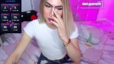 dani online show from September 17, 4:14 am