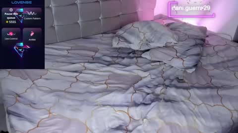 dani online show from September 25, 2:37 am