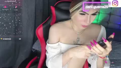 Snapshot of dani_lovet1 chatting on June 14, 2:24 am dani online show from June 14, 2:24 am