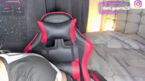 Snapshot of dani_lovet1 chatting on July 5, 2:29 am dani online show from July 5, 2:29 am