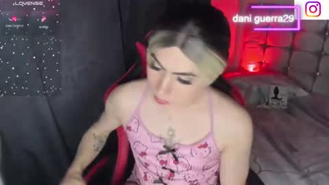 Snapshot of dani_lovet1 chatting on July 7, 1:41 am dani online show from July 7, 1:41 am