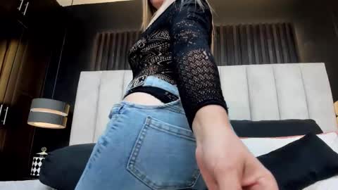 JANE  online show from March 24, 7:52 pm