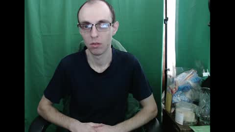 Snapshot of daniel9121 chatting on April 11, 10:41 am Daniel9121 online show from April 11, 10:41 am