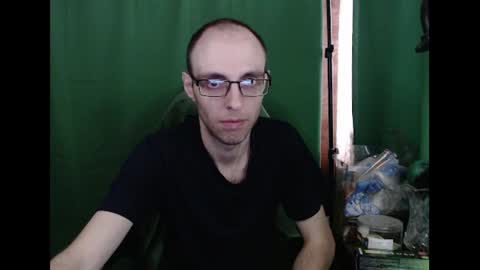 Snapshot of daniel9121 chatting on June 4, 9:26 am Daniel9121 online show from June 4, 9:26 am