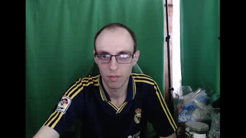 Snapshot of daniel9121 chatting on June 22, 11:29 am Daniel9121 online show from June 22, 11:29 am