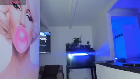 daniel_29x online show from February 14, 7:54 pm