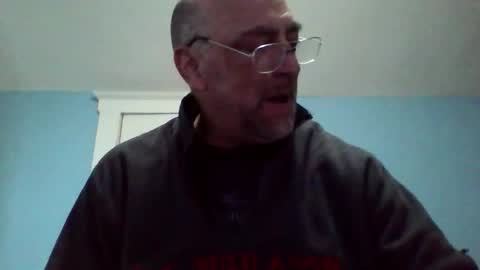 Snapshot of daniel_lbc chatting on October 21, 8:31 pm Daniel online show from October 21, 8:31 pm