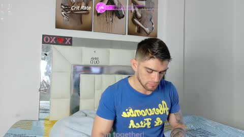 Snapshot of daniel_ova chatting on December 24, 12:33 pm Sexy Dani online show from December 24, 12:33 pm