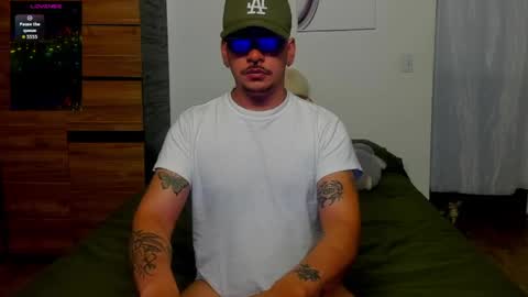 Snapshot of daniel_vianchi chatting on May 6, 11:54 pm Dani online show from May 6, 11:54 pm