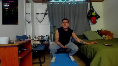 Snapshot of daniel_vianchi chatting on June 3, 6:13 pm Dani online show from June 3, 6:13 pm