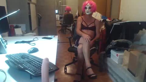 Snapshot of daniela69i chatting on December 9, 4:47 pm newcumer online show from December 9, 4:47 pm