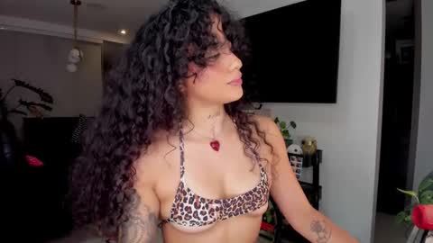 daniela_arenas online show from November 21, 1:37 am