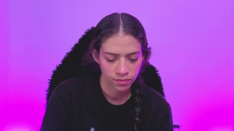 daniela_rivasthl online show from April 9, 6:13 am