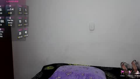 daniela_sexy34 online show from January 26, 4:20 am