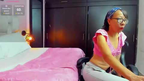 lorena online show from September 17, 9:38 pm