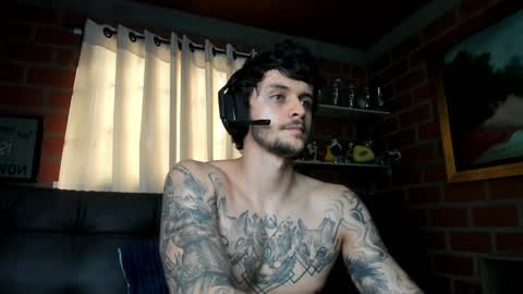 Daniele Bunny online show from January 8, 9:01 pm