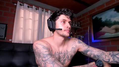 Daniele Bunny online show from February 17, 8:15 pm