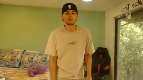 danielitopapii online show from April 17, 7:17 pm