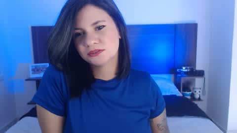 daniellerain online show from March 5, 5:18 pm