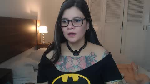 Snapshot of daniellerain chatting on May 24, 4:34 pm daniellerain online show from May 24, 4:34 pm