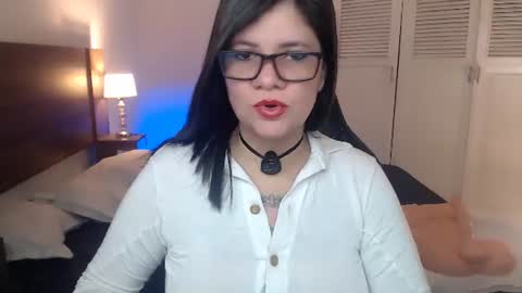 Snapshot of daniellerain chatting on June 13, 9:29 am daniellerain online show from June 13, 9:29 am