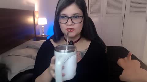 Snapshot of daniellerain chatting on June 14, 2:20 am daniellerain online show from June 14, 2:20 am