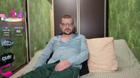 Snapshot of danielocool chatting on September 18, 7:10 am DanieloCool online show from September 18, 7:10 am