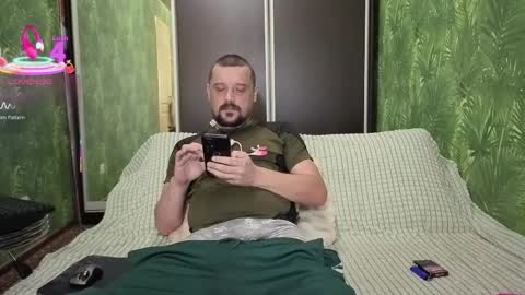 Snapshot of danielocool chatting on October 11, 8:02 am DanieloCool online show from October 11, 8:02 am