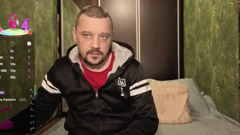 Snapshot of danielocool chatting on December 16, 7:02 am DanieloCool online show from December 16, 7:02 am