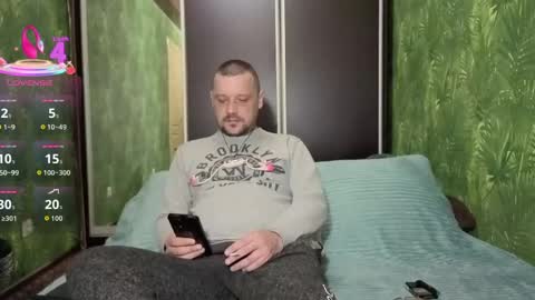 Snapshot of danielocool chatting on May 18, 7:14 am DanieloCool online show from May 18, 7:14 am