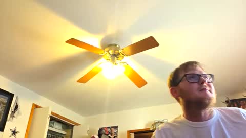 Daniel    y. online show from November 5, 10:32 pm