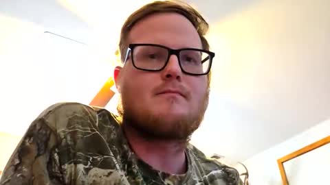 Daniel    y. online show from March 23, 7:07 pm