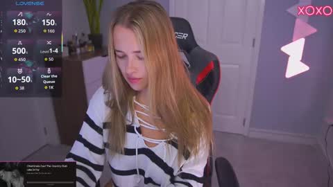 Hi my name is Anna. Please say hello I like to chat with you. If u have request use Tip option .Thank you online show from January 10, 12:56 am