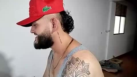 daniloh_xxx online show from October 26, 4:24 pm