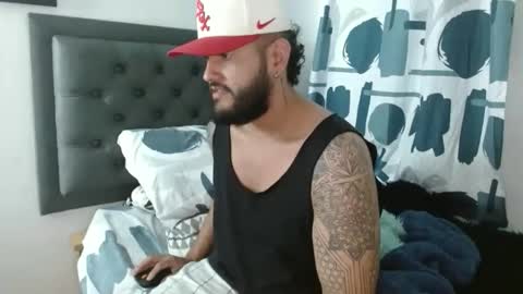 daniloh_xxx online show from February 15, 7:51 am