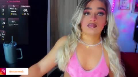 Snapshot of danipein chatting on February 25, 9:30 am danipein online show from February 25, 9:30 am