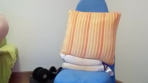 Snapshot of daniroca8 chatting on November 28, 11:18 pm daniroca8 online show from November 28, 11:18 pm