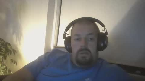 danishman1980 online show from October 13, 10:43 pm